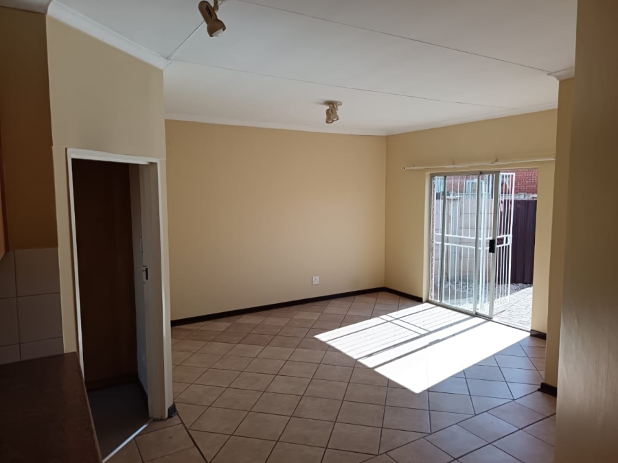 To Let 2 Bedroom Property for Rent in Noordhoek Free State